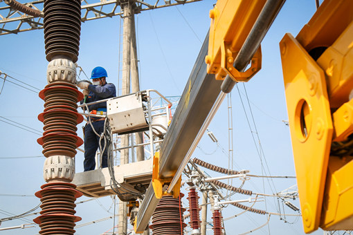 絕緣子清掃