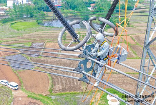 復(fù)合絕緣子檢修
